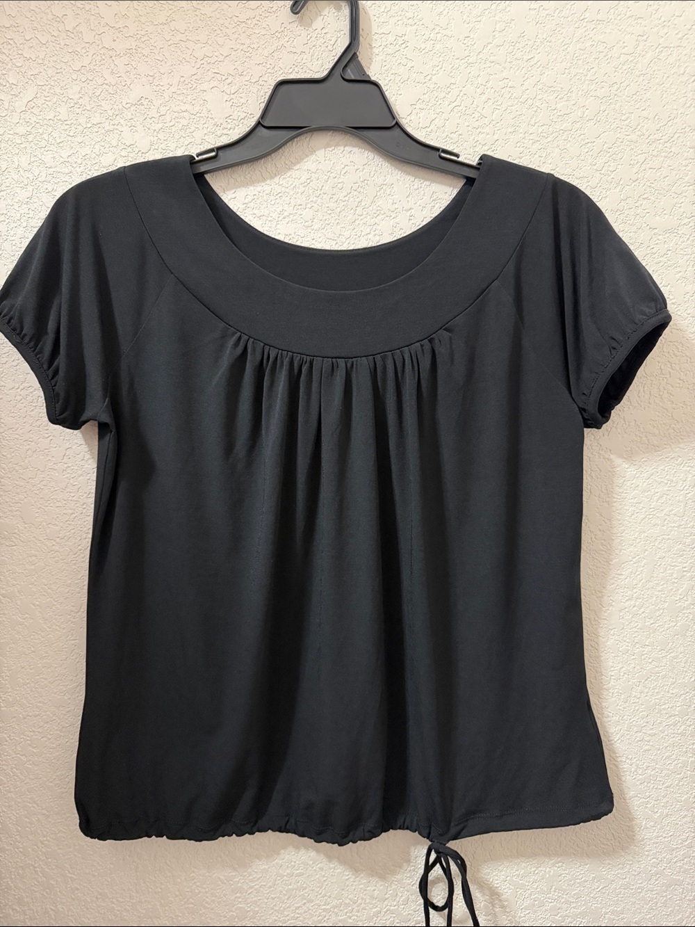 Worthington Black Short Sleeve Gathered Neck Top with Drawstring